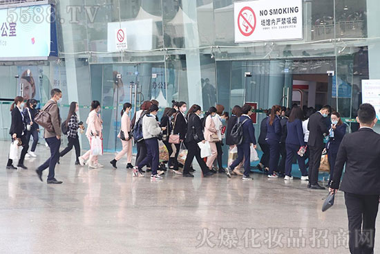 ����ʢ�����س��������44�óɶ����I(y��)���[��ʢ���_Ļ