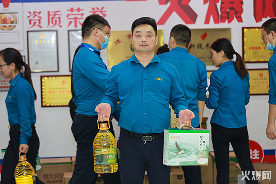 �A�ˈF(tu��n)�A������öYף�F(tu��n)�A���𱬾W(w��ng)��T���l(f��)�����﹝(ji��)������