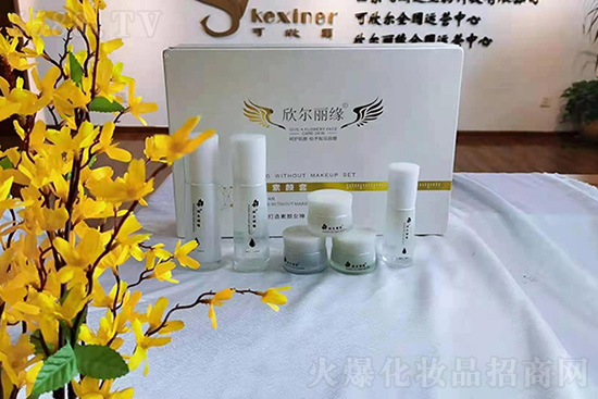 欣爾麗緣玉容素顏套 欣爾麗緣玉容素顏套