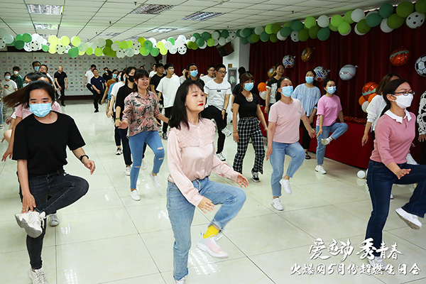 �\�ӽ≺����ӵ������𱬾W(w��ng)�����\�� ���ഺ��5���\�����Օ��A�M�e�k