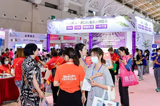 ��18���������H���I(y��)���[���A�M��Ļ