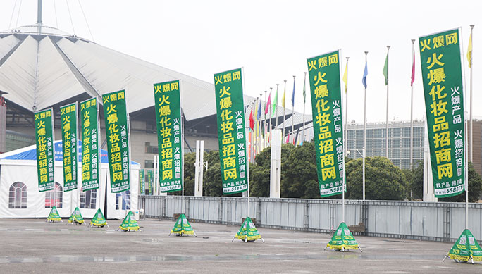 չ������