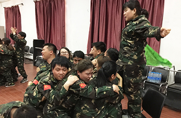 �ϵK�cʧ������������������������҂�����õĈF(tu��n)�(du��)��