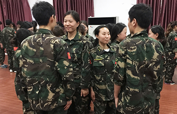 �W(xu��)��(hu��)ٝ�����ի@һ�����ģ�